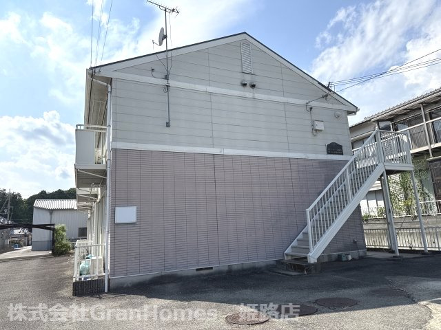 リバーサイド香呂の外観