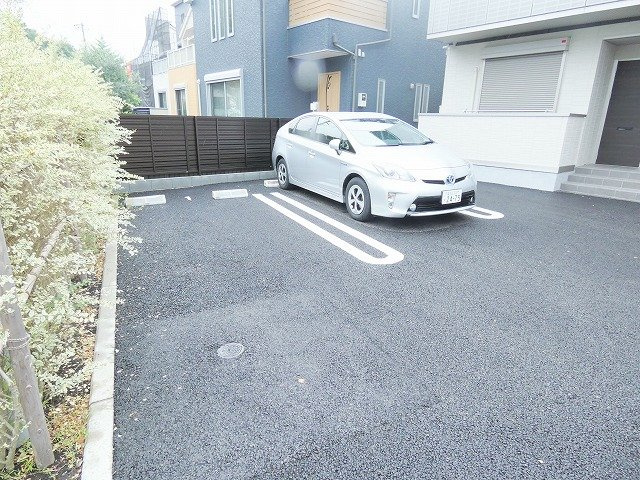 セッテルーチェの駐車場