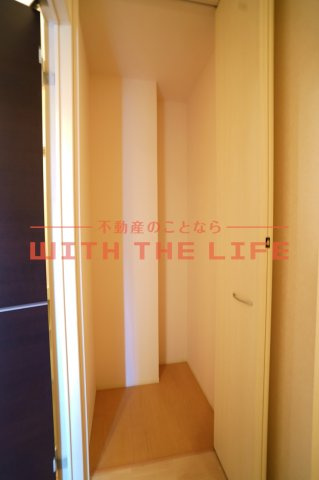 ブリエヴェール都【キャッシュバック対象】の収納|ちょっとした収納スペースも充実しています