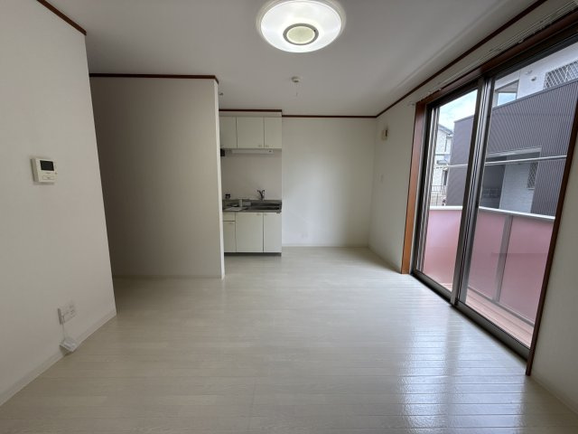 イーグレットハウスＡの居間・リビング