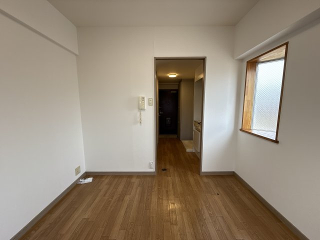 プリモローザＭの居間・リビング