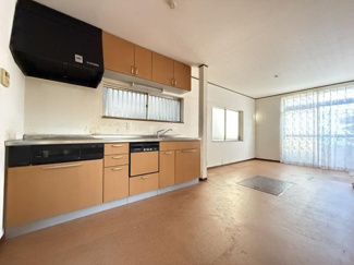 【居間・リビング】 | リビングルーム13.5帖