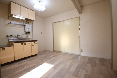 【居間・リビング】 | 緑ヶ丘ハイツ