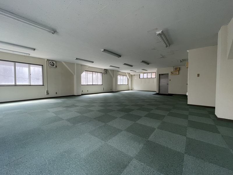 村上ビルの内装