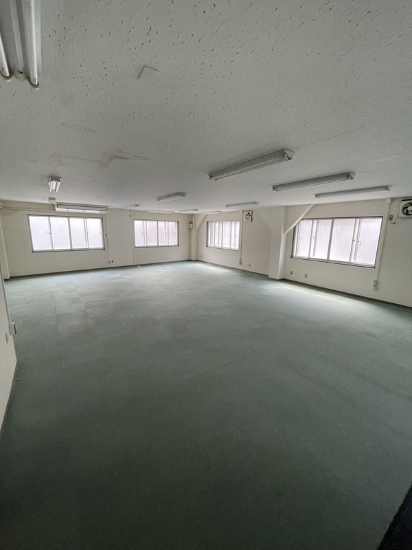 村上ビルの内装