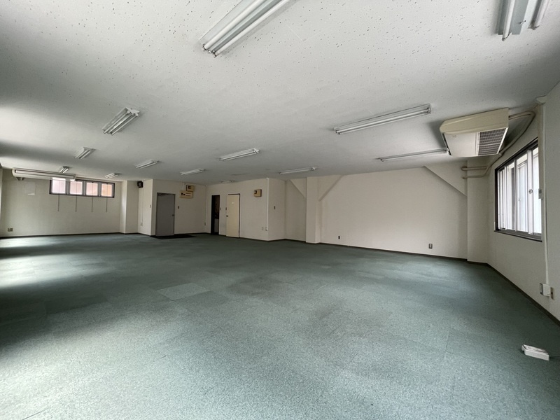 村上ビルの内装