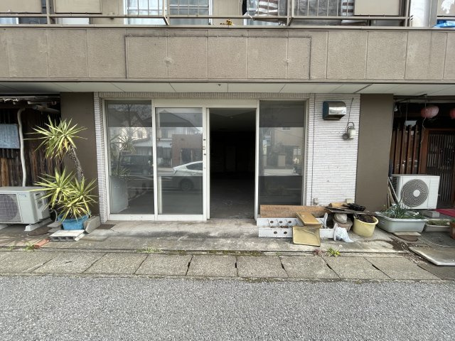 第２植草ビルのエントランス|エントランス