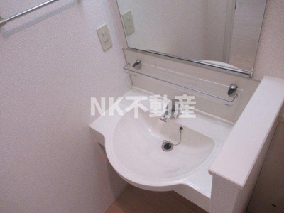 【洗面所】 | シンワ・パーレ（弥刀賃貸） | コンパクトで使いやすい洗面所