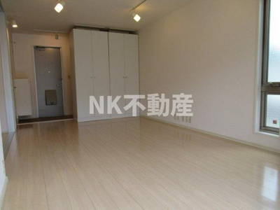 【居間・リビング】 | シンワ・パーレ（弥刀賃貸） | 洋室です