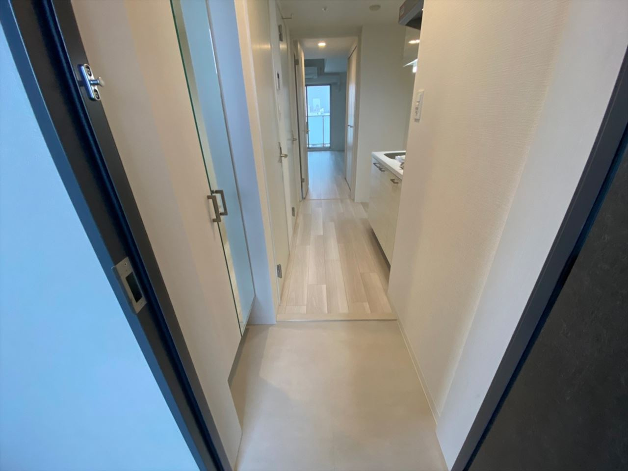 エスリード金山クラッシィ｜名古屋市の賃貸ならMy賃貸の玄関|エスリード金山クラッシィ
※反転タイプ