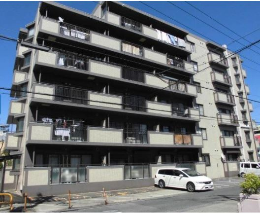 岸和田市作才町１丁目の賃貸マンション
