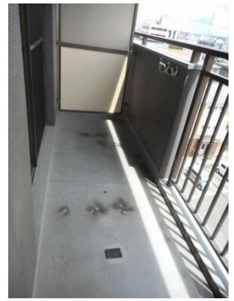 岸和田市作才町１丁目の賃貸マンションのバルコニー|暖かな日差しのふりそそぐバルコニー