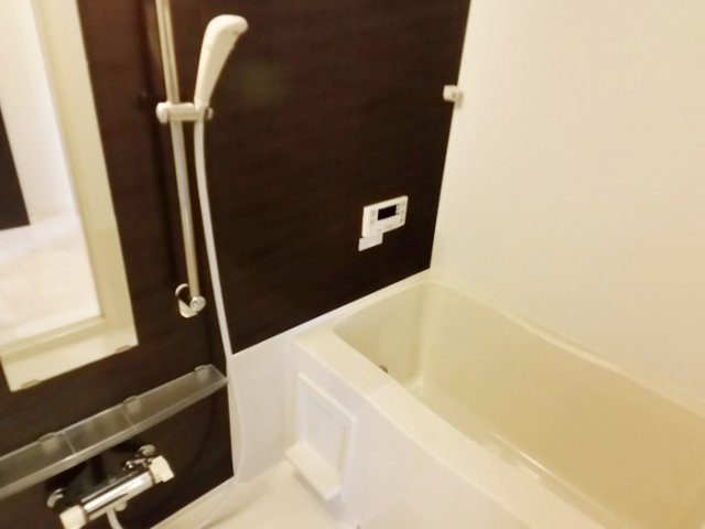 グランディフローラの浴室