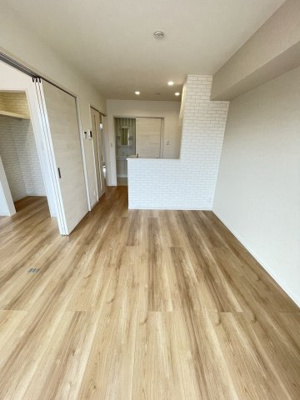 【内装】 | ミオーナ板付 | 別号室の写真になります。現況優先。