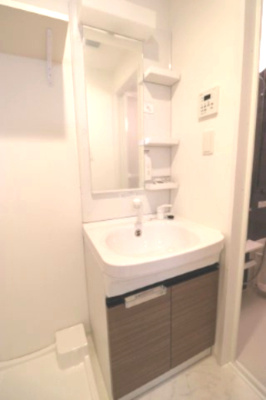 【独立洗面台】 | レーヴメゾン尼崎昭和通