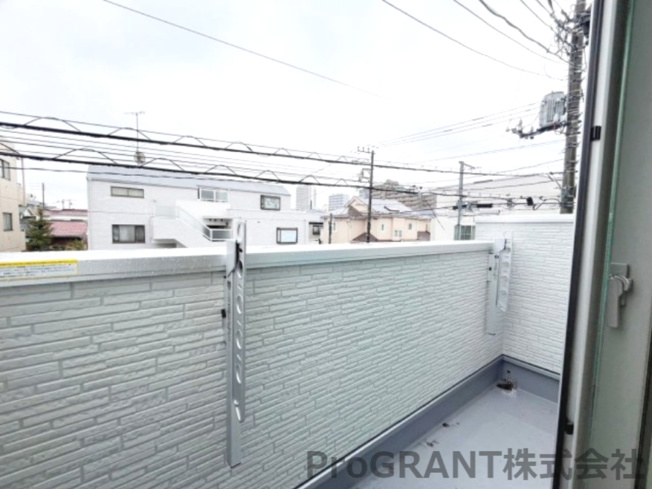 【バルコニー】