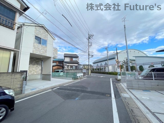 三郷市高州3丁目　新築戸建　全1棟の前面道路含む現地写真|前面道路含む現地写真です。