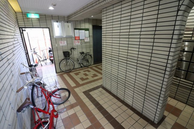 【ロビー】 | エフアール城東中央