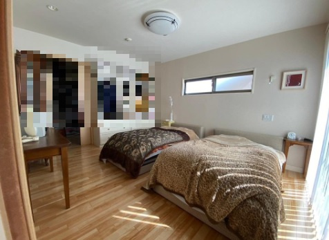 岩園町　中古戸建の洋室|１階洋室　ウォークインクローゼット有