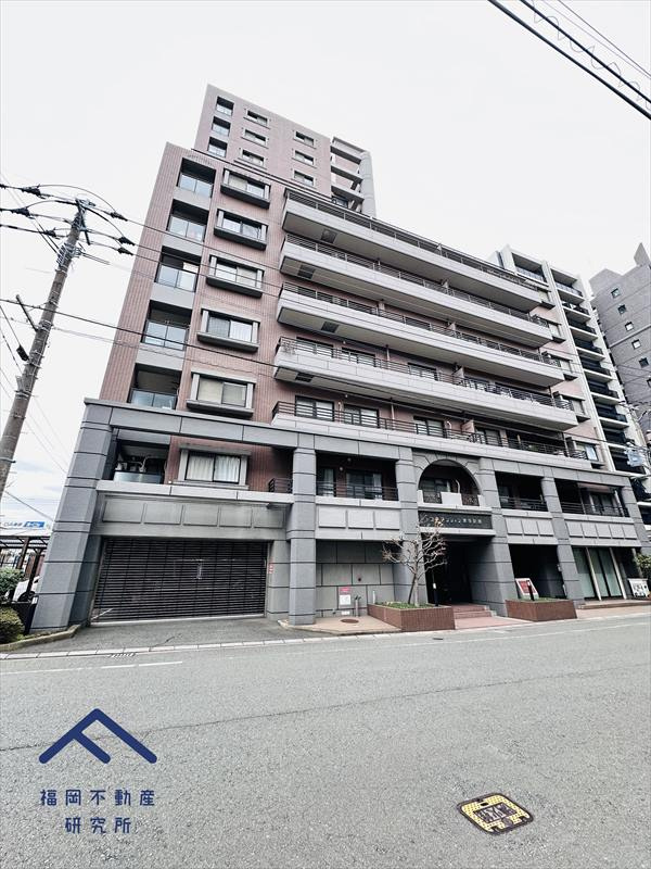 コアマンション博多駅南の外観