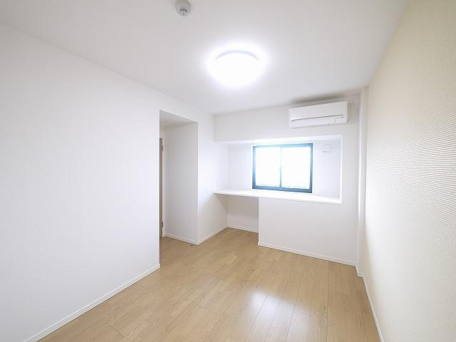 幸court　nara　sanjoの寝室|落ち着いて過ごせるお部屋なので、寝室にいかがでしょうか