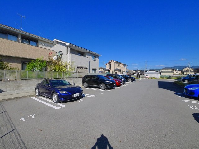 ヴェルジェリコの駐車場