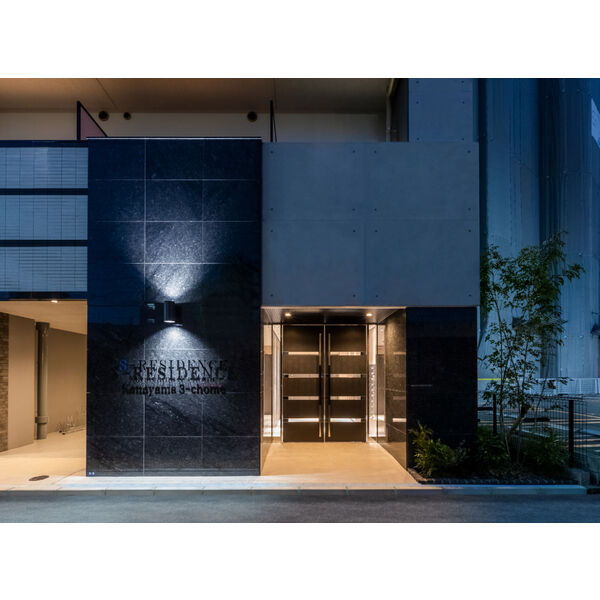 S-RESIDENCE金山三丁目のエントランス
