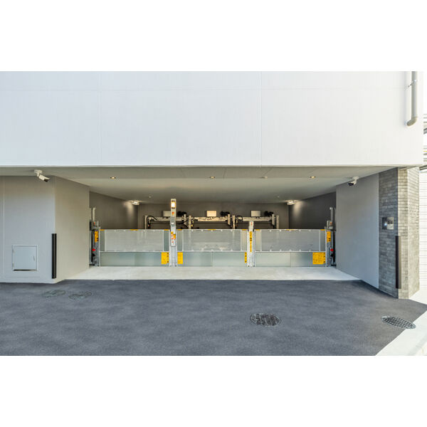 S-RESIDENCE金山三丁目の駐車場