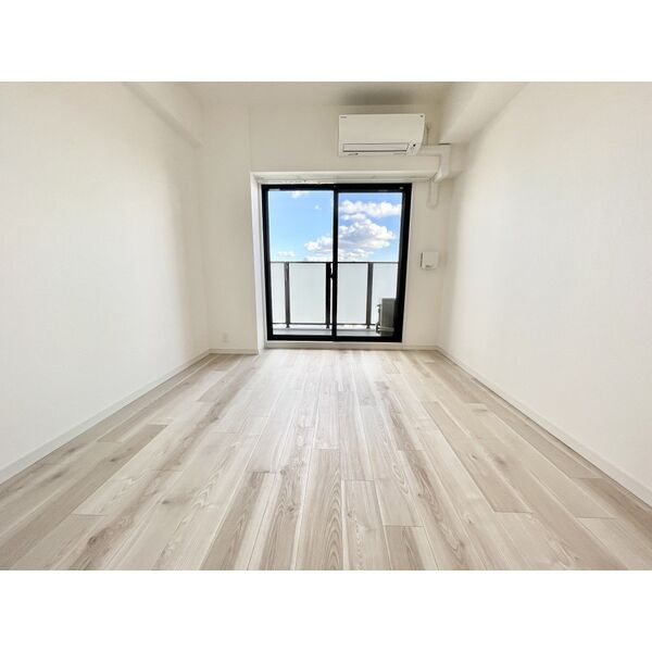 S-RESIDENCE金山三丁目の居間・リビング