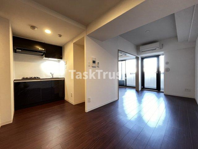 【居間・リビング】 | ファーストフィオーレ梅田イースト