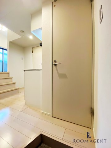 ディアコート浄心の玄関