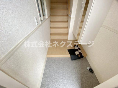 【玄関】 | ザ・パーシモンA