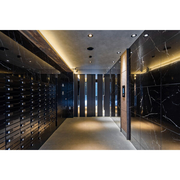 S-RESIDENCE上前津Southのロビー