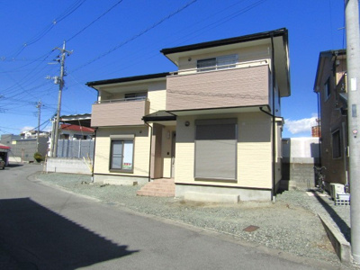 【外観】 | 中古戸建　甲府市国母8丁目 | 外観も気になるポイント