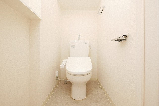 プレサンス大国町アドロッソのトイレ