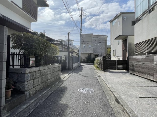 西宮市久出ヶ谷町　土地の前面道路含む現地写真