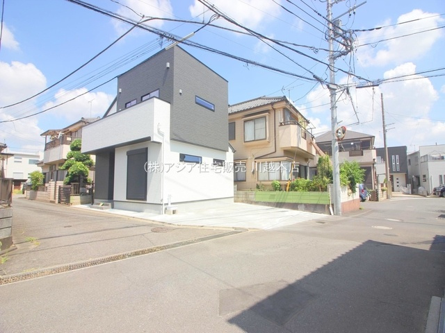 月々１１万円台～　新築戸建　ふじみ野市苗間第8期の前面道路含む現地写真|南東側 5.0ｍ公道/南西側 4.2ｍ公道