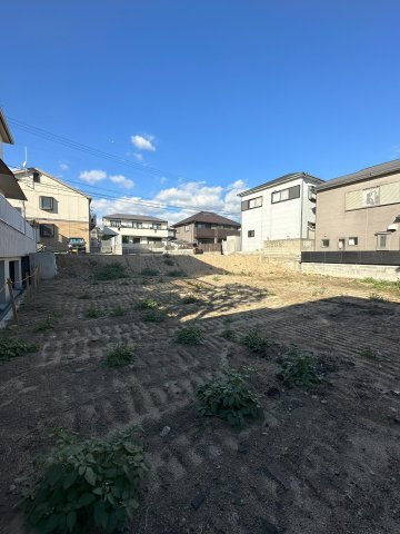 神戸市須磨区天神町1丁目　土地分譲　建築条件なしの前面道路含む現地写真