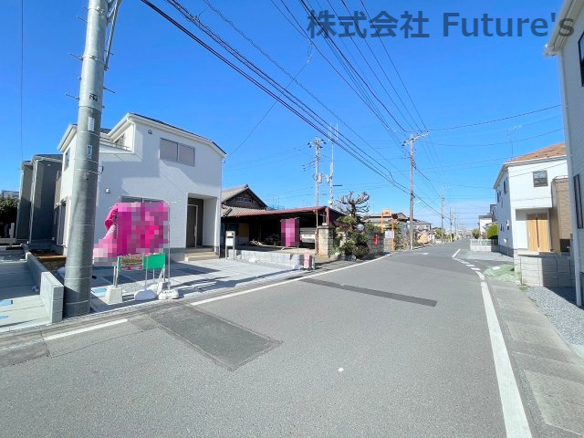 三郷市番匠免1丁目　新築戸建　全2棟　1号棟の前面道路含む現地写真|前面道路含む現地写真です。