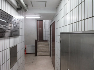 【エントランス】 | エコー京橋ビル