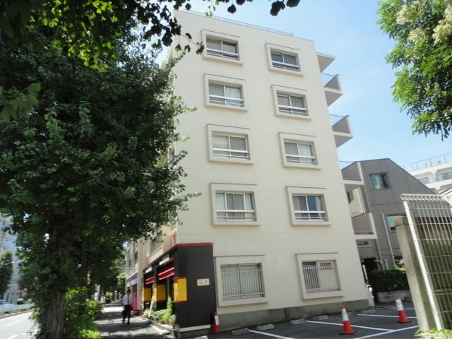 ボー・リバージュの外観