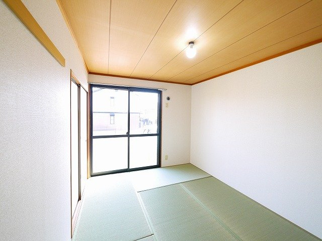 ビューテラスA棟（光台）の和室|ゆったりとくつろげる和室です