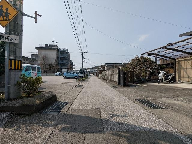 高知市長浜の前面道路含む現地写真