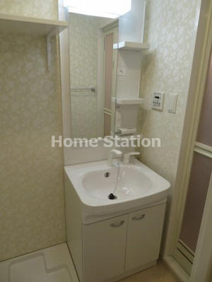 【独立洗面台】 | ワールドアイ梅田WEST