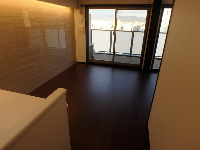 プレジオ布施ASIANの居間・リビング