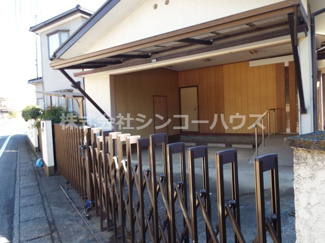 【外観】 | 用途地域は第一種低層住居専用。住宅に適したエリアです。