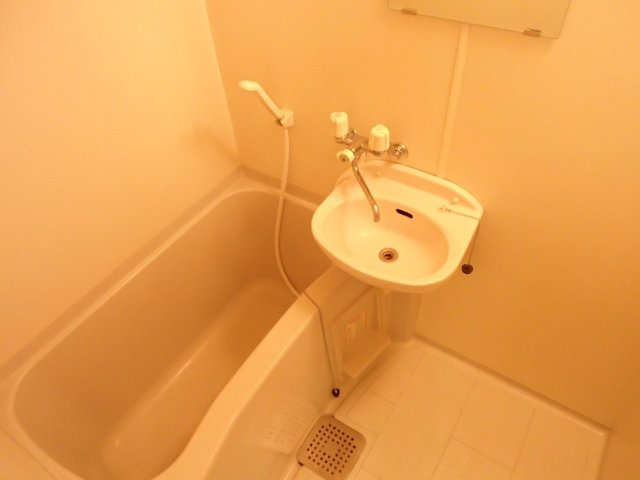 みのり２の浴室