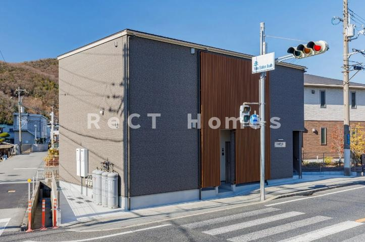 姫路市青山北１丁目のハイツの外観