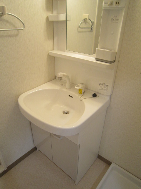 アルカサール幸の独立洗面台|参考写真