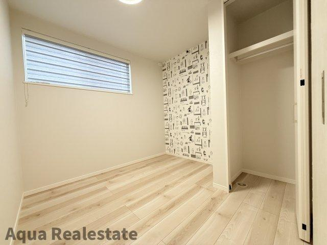 丸亀市土器町西７丁目の中古一戸建の洋室|きれいな洋室です